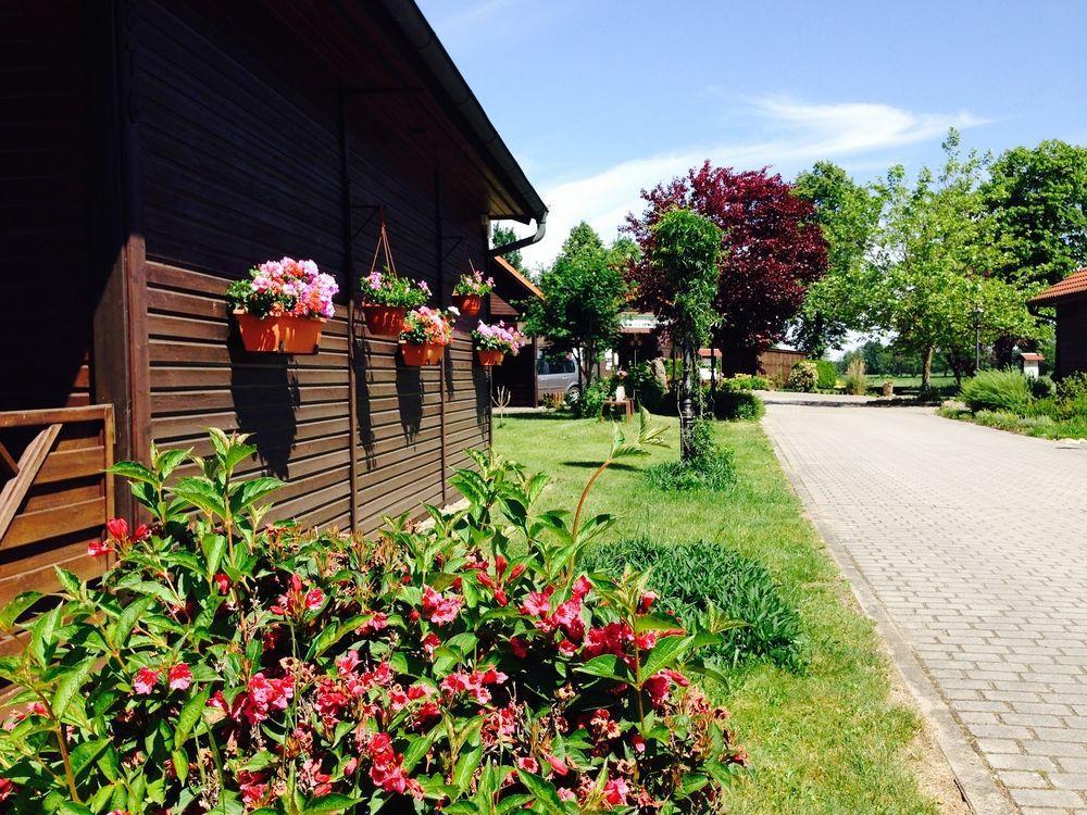 Hotel & Restaurant Zur Spreewaelderin Golßen 외부 사진