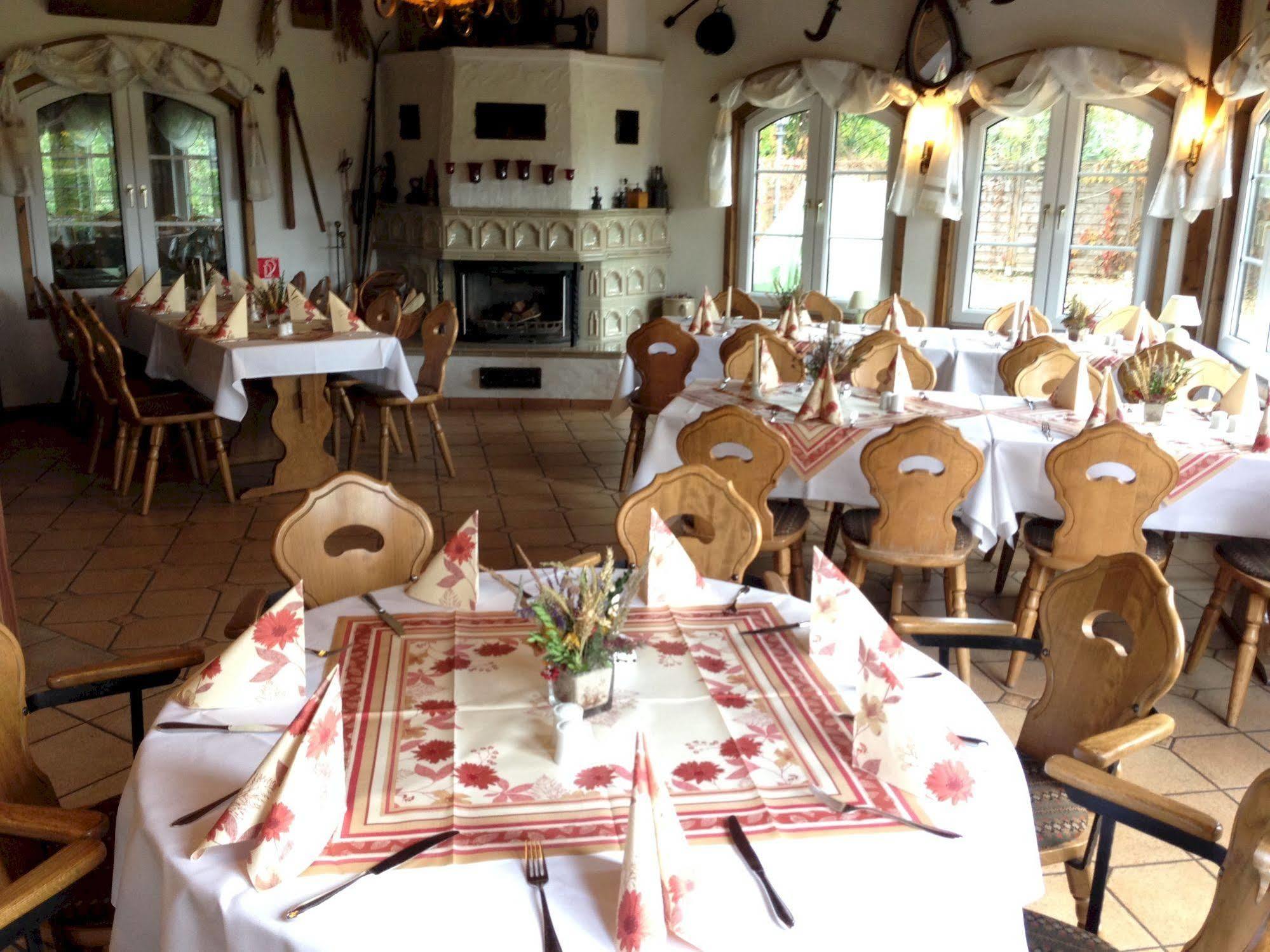 Hotel & Restaurant Zur Spreewaelderin Golßen 외부 사진