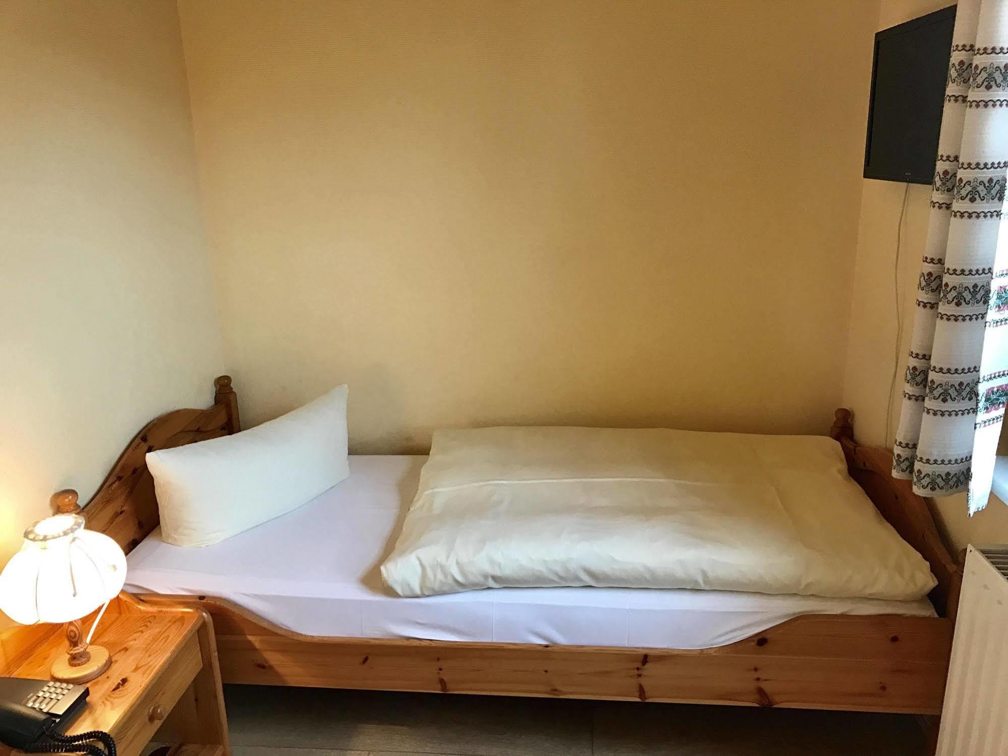 Hotel & Restaurant Zur Spreewaelderin Golßen 외부 사진